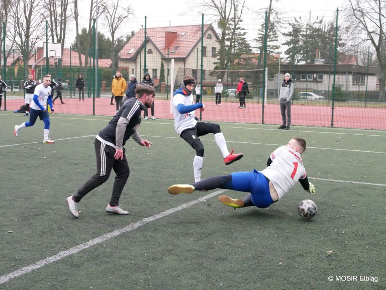 Futbolowa wiosna w lidze MOSiR