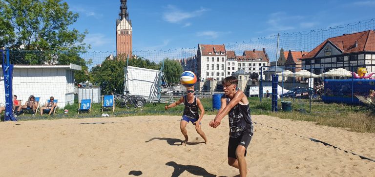 Turniej w siatkówkę plażową