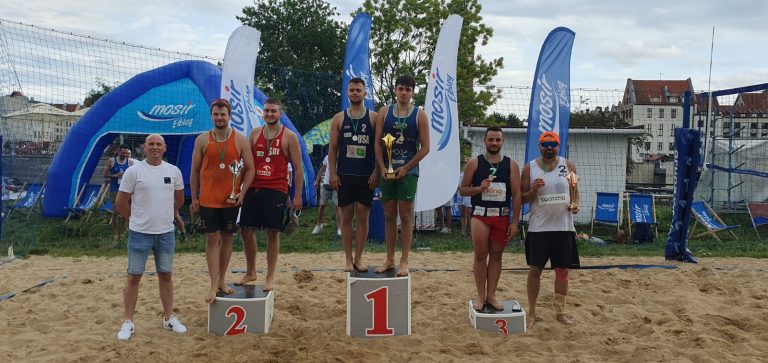 II Turniej w siatkówkę plażową