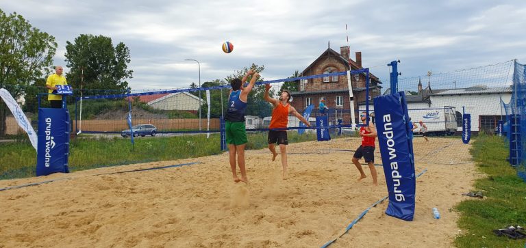 II Turniej w siatkówkę plażową