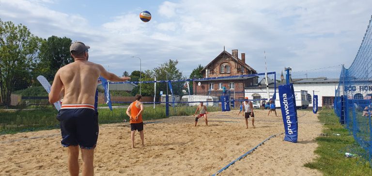 II Turniej w siatkówkę plażową