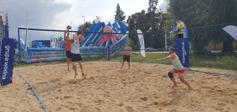 II Turniej w siatkówkę plażową