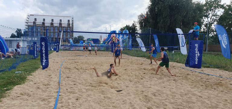 II Turniej w siatkówkę plażową