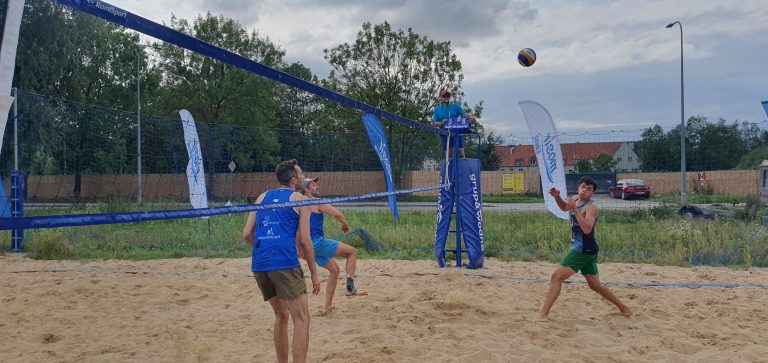 II Turniej w siatkówkę plażową