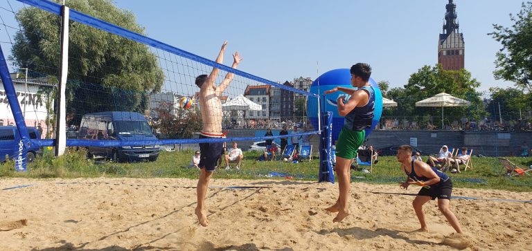 II Turniej w siatkówkę plażową