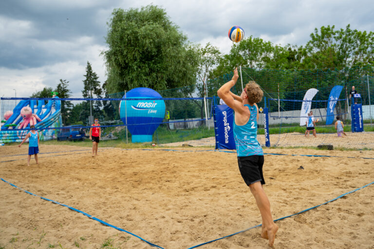 Turniej w siatkówkę plażową 2025