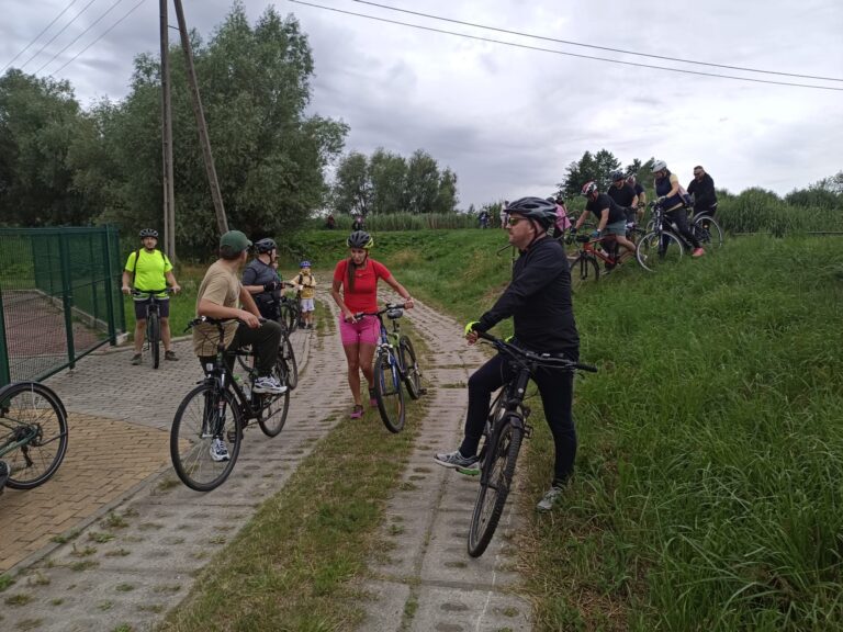 Popołudniowa wycieczka rowerowa (rzeka Tina)