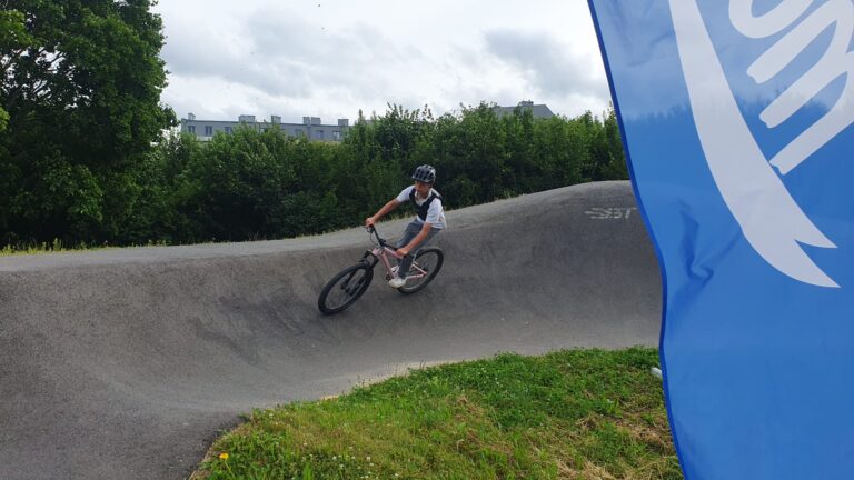 Zawody na pumptracku (ul. Oliwska)