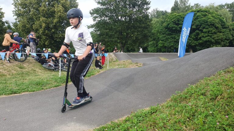 Zawody na pumptracku (ul. Oliwska)