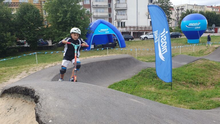 Zawody na pumptracku (ul. Oliwska)