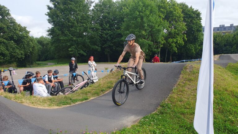 Zawody na pumptracku (ul. Oliwska)