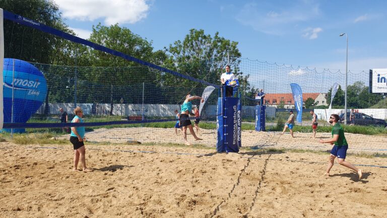 Turniej w siatkówkę plażową 2025