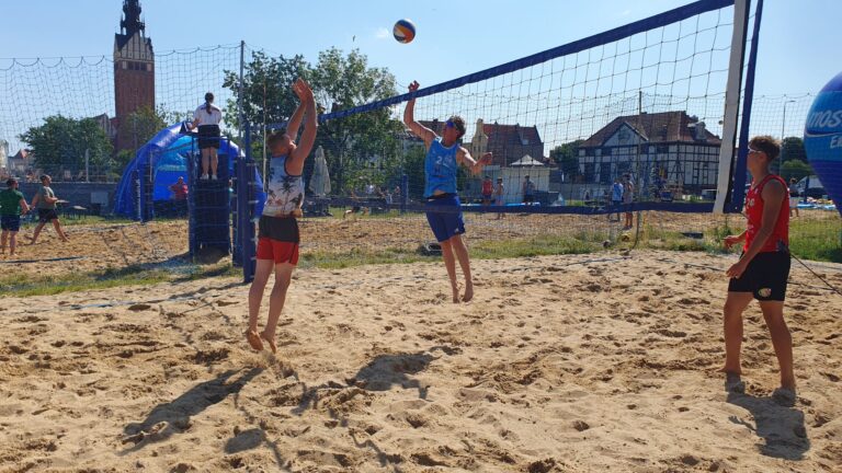 Turniej w siatkówkę plażową 2025