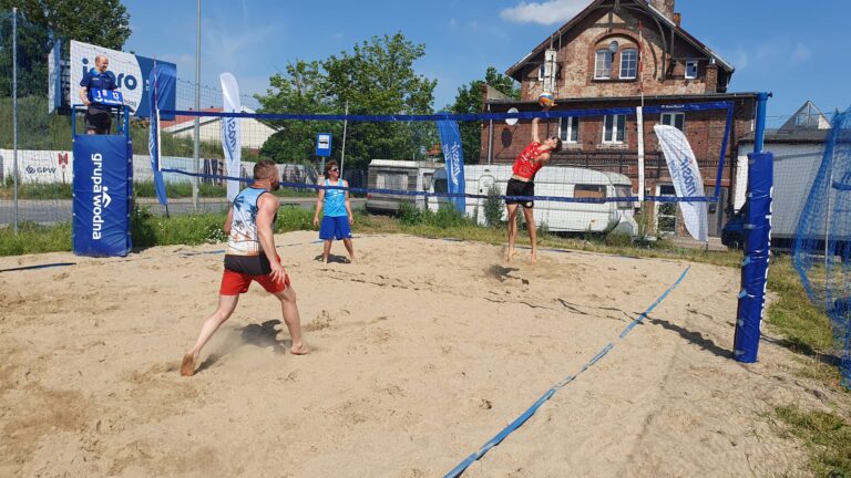 Turniej w siatkówkę plażową 2025