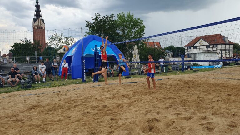 Turniej w siatkówkę plażową 2025