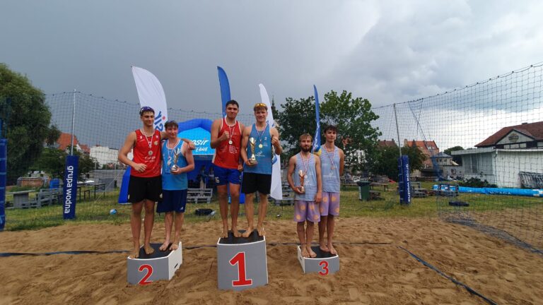 Turniej w siatkówkę plażową 2025