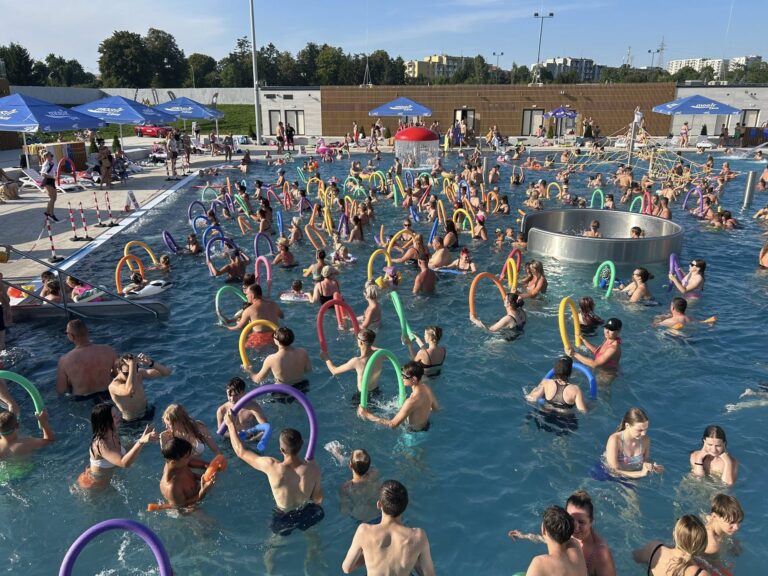 Długi weekend w Parku Wodnym Dolinka