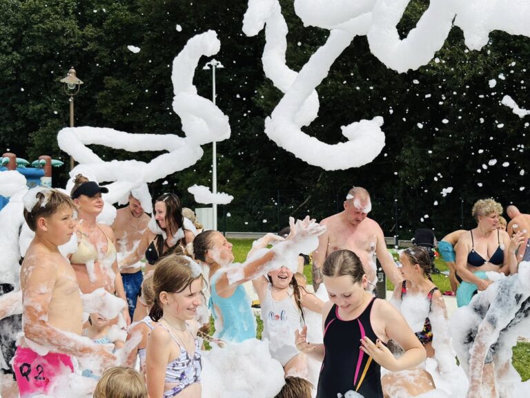 Długi weekend w Parku Wodnym Dolinka
