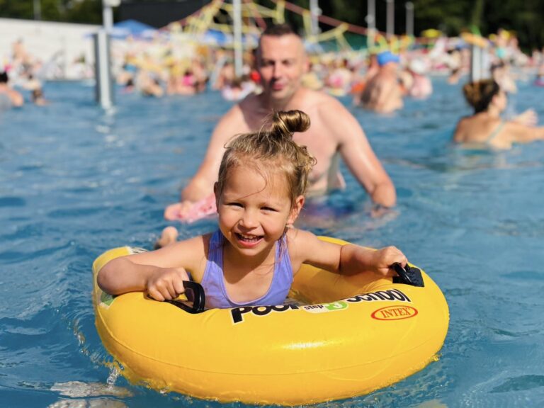 Długi weekend w Parku Wodnym Dolinka