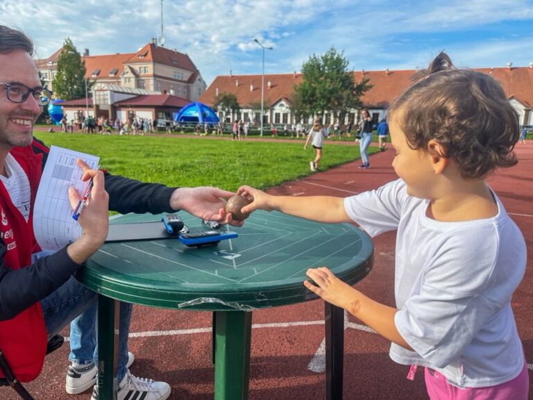 Zawody lekkoatletyczne dla dzieci i młodzieży