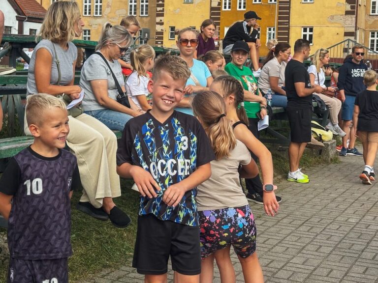 Zawody lekkoatletyczne dla dzieci i młodzieży