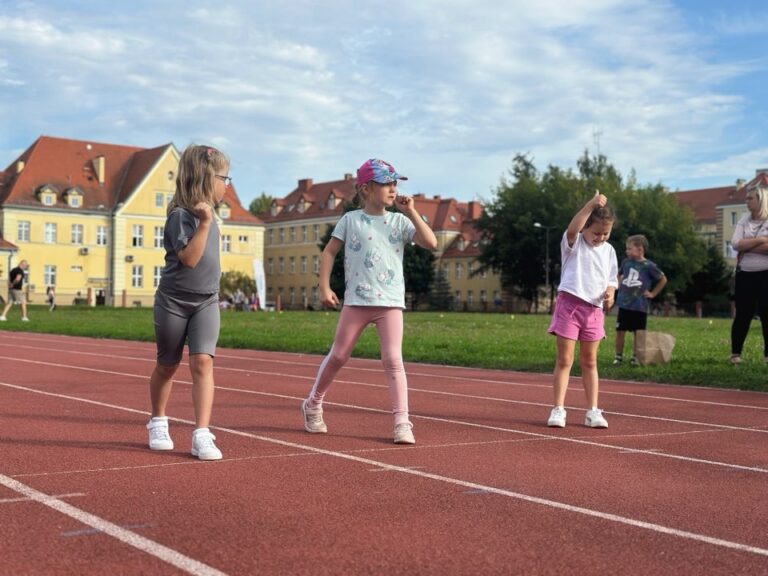 Zawody lekkoatletyczne dla dzieci i młodzieży
