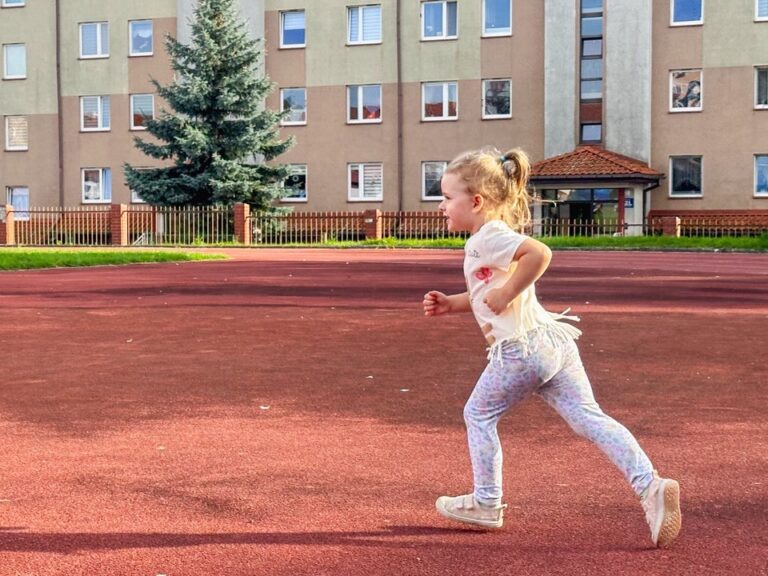 Zawody lekkoatletyczne dla dzieci i młodzieży