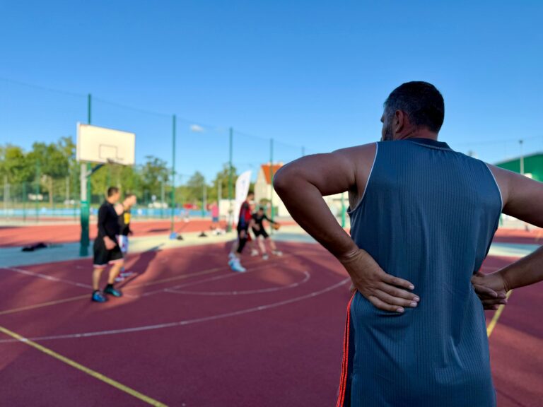 Wakacyjny turniej w koszykówkę 3x3