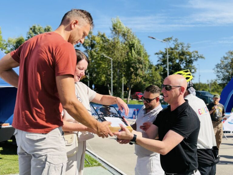 Przejazd rowerowy i festyn na Kalbarze