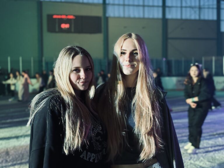 Otwarcie sezonu na lodowisku Helena