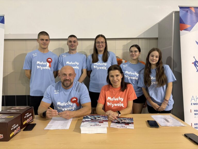 VII Pływacka Sztafeta Niepodległości