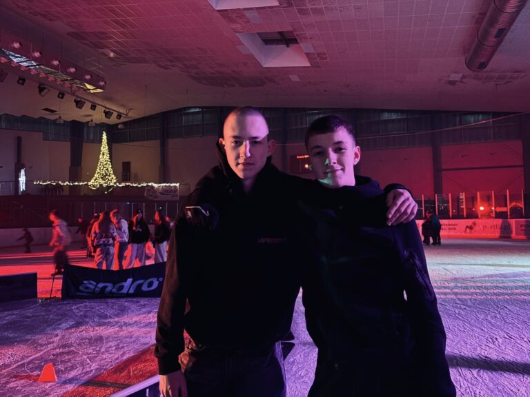 Mikołajki na lodzie