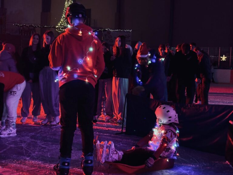 Mikołajki na lodzie