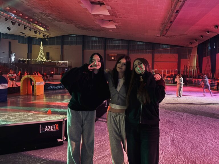 Mikołajki na lodzie