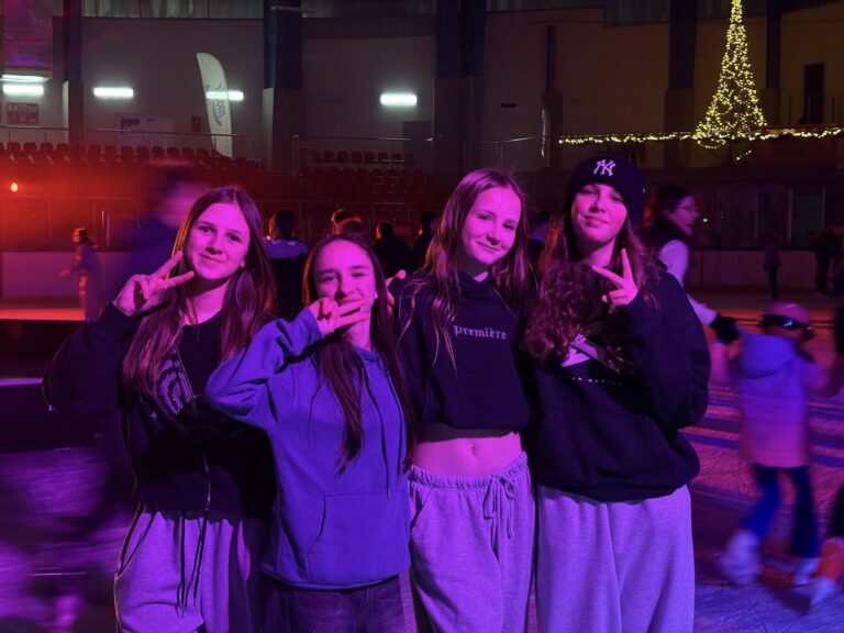 Mikołajki na lodzie