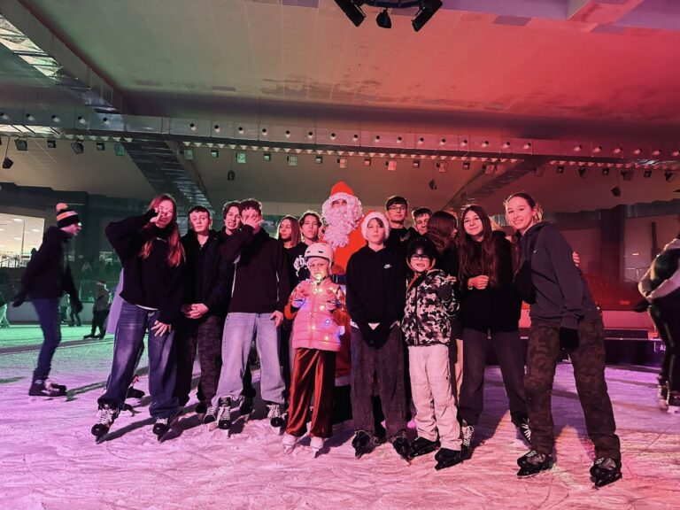 Mikołajki na lodzie