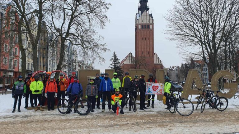 Rowerowa wycieczka w szczytnym celu